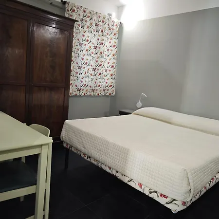 Luccina Ai Normanni Alojamento de Acomodação e Pequeno-almoço *